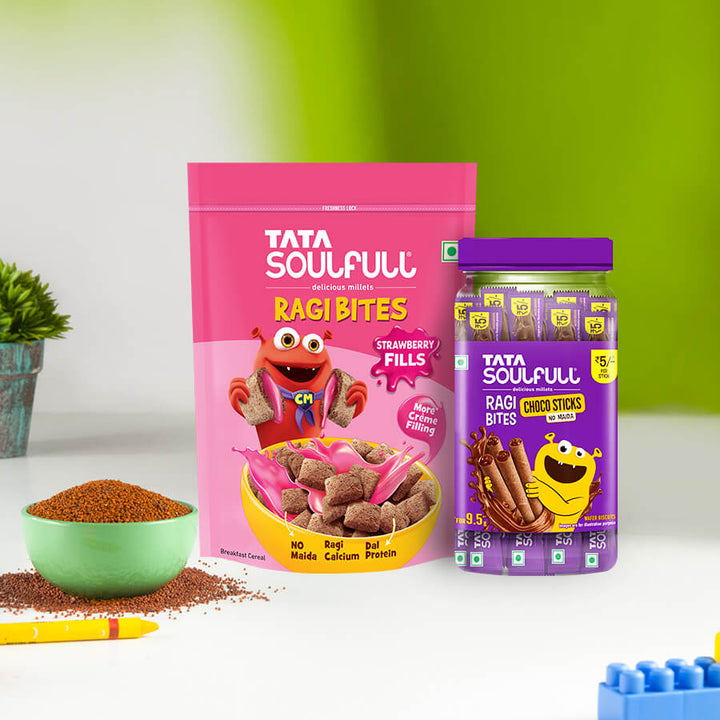 Ragi Bites Strawberry Fills 250g + Choco Sticks Jar Sticker (30 Sticks) Combo | 556g